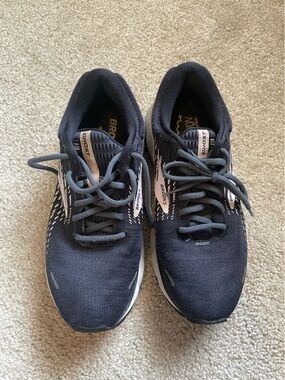 Brooks Ghost 13 Running Shoes - Black/Rose Gold - Women’s 9